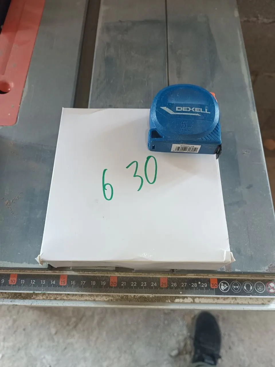 Лента ЛЭТСАР КП-0,2 мм — упаковка рулона шириной 30 мм массой 636 г